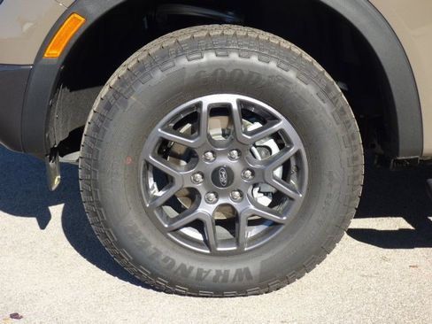 New 2025 Ford Ranger XLT image 31