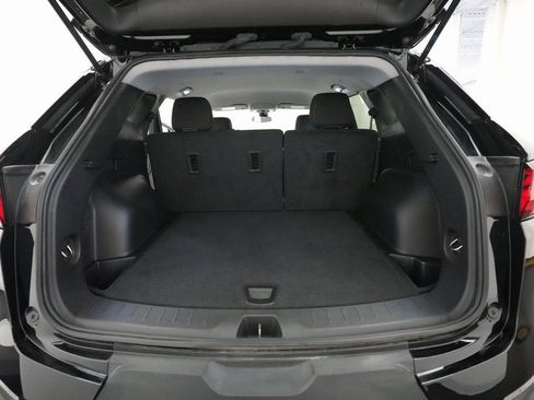 Used 2025 Chevrolet Blazer LT image 10