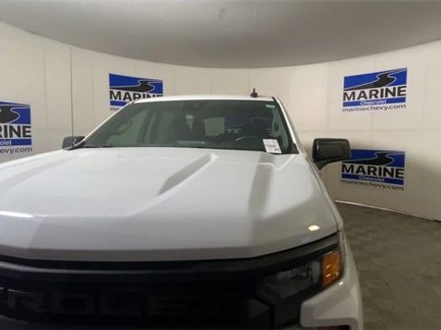 Used 2024 Chevrolet Silverado 1500 Custom image 5