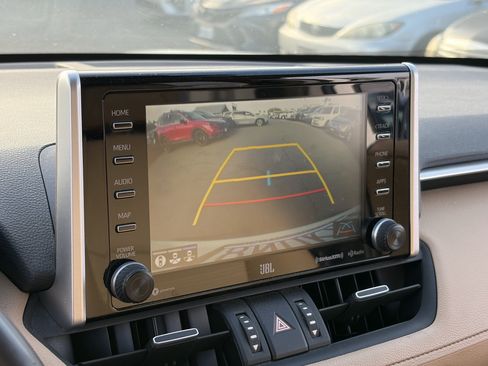 Certified 2020 Toyota RAV4 Limited AWD/4WD image 7