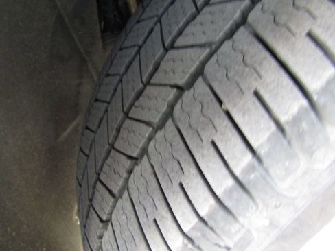 Used 2023 GMC Yukon Denali image 37