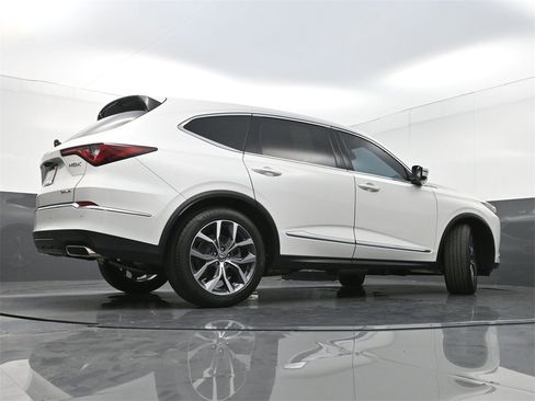 Used 2023 Acura MDX SH-AWD w/ Technology Package image 37