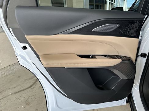 New 2026 Cadillac Lyriq Signature Sport w/ Nappa Leather Package RWD image 23