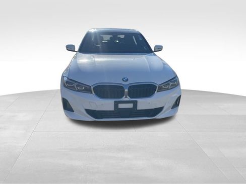 Used 2025 BMW 330i xDrive Sedan image 9