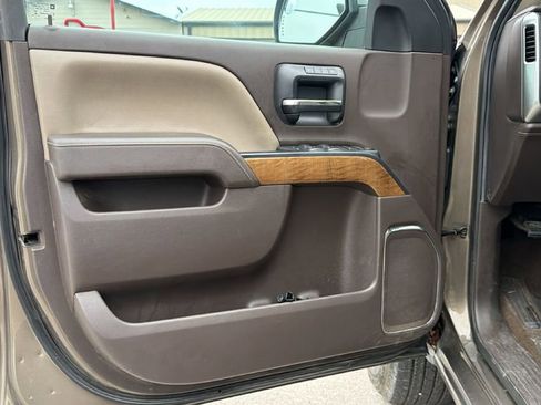 Used 2015 Chevrolet Silverado 1500 LTZ image 13