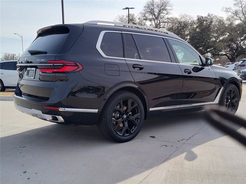 Used 2026 BMW X7 xDrive40i AWD/4WD image 5