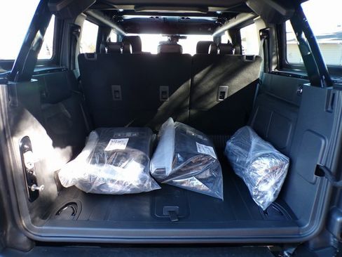 New 2025 Ford Bronco Big Bend image 7