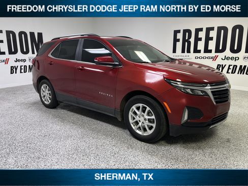 Used 2023 Chevrolet Equinox LT image 3