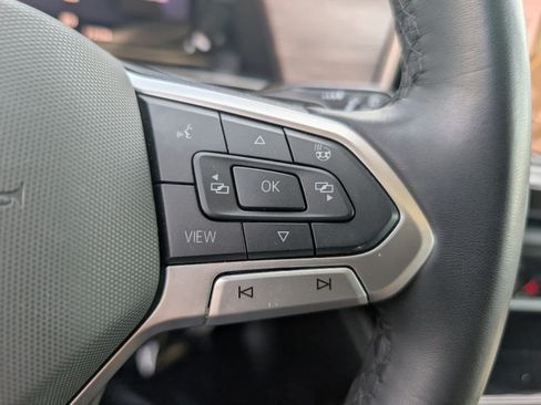 Used 2025 Volkswagen Atlas SEL Premium R-Line AWD/4WD image 31
