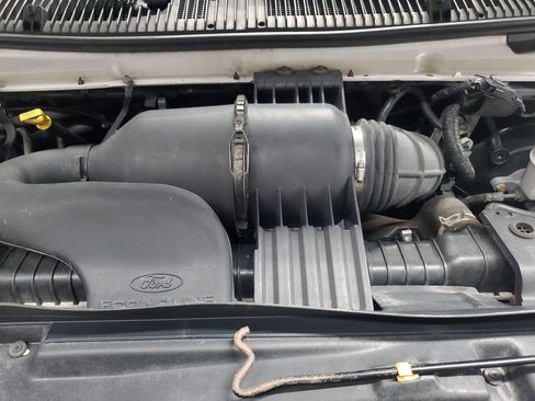 Used 2011 Ford E-250 and Econoline 250 Extended w/ PWR Group image 4