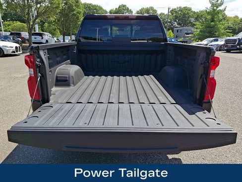 Used 2025 Chevrolet Silverado 1500 High Country w/ Technology Package AWD/4WD image 32