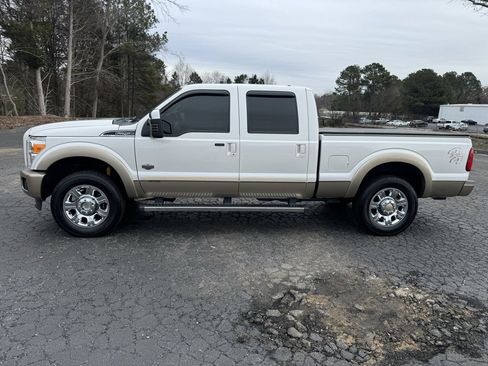 Used 2013 Ford F250 King Ranch w/ King Ranch w/Chrome Pkg image 2