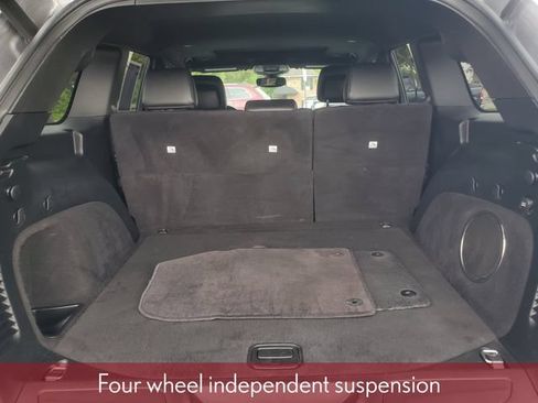 Used 2019 Jeep Grand Cherokee Altitude AWD/4WD image 39