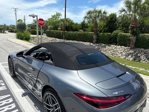 Used 2022 Mercedes-Benz SL 55 AMG 4MATIC image 31