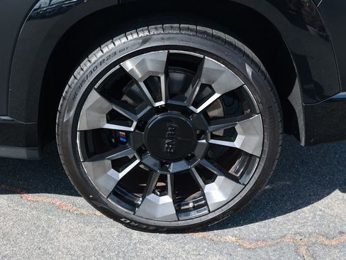 Used 2024 BMW XM AWD/4WD image 10