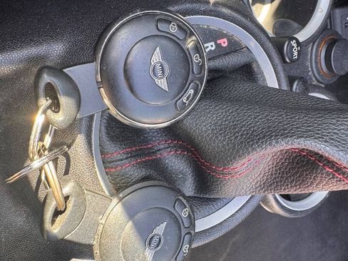 Used 2015 MINI Cooper Convertible FWD image 30