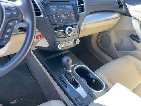 Used 2017 Acura RDX w/ Tech & AcuraWatch Plus Pkg image 24