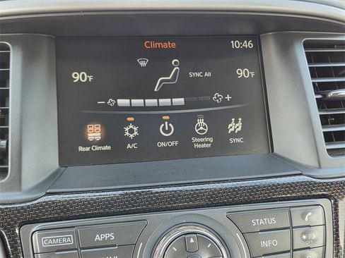 Used 2019 Nissan Pathfinder SL image 13