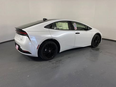 New 2025 Toyota Prius image 4