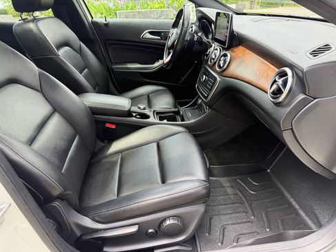 Used 2016 Mercedes-Benz GLA 250 4MATIC image 40