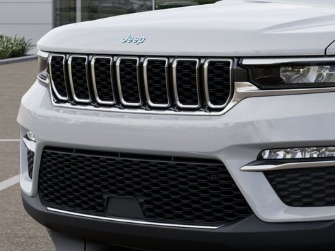 New 2025 Jeep Grand Cherokee Limited 4xe AWD/4WD image 11