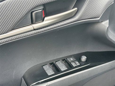 New 2026 Toyota Camry SE image 15