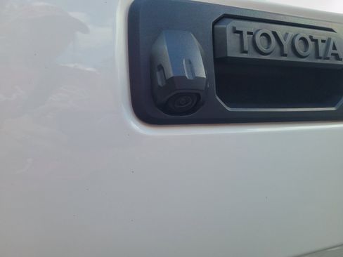 Used 2023 Toyota Tacoma SR RWD image 12