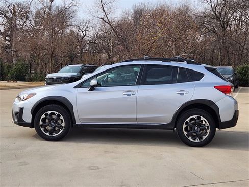Certified 2023 Subaru Crosstrek 2.0i Premium image 4