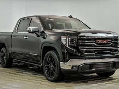 Certified 2023 GMC Sierra 1500 SLT w/ SLT Convenience Package
