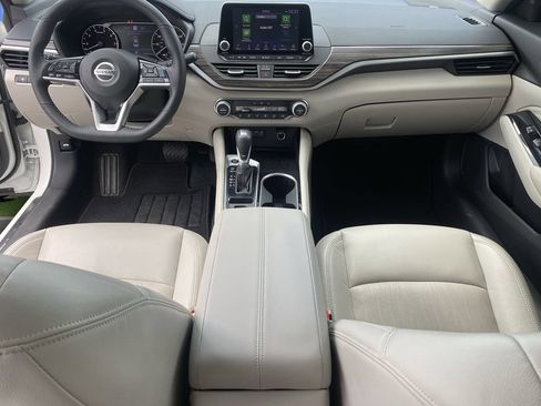 Used 2022 Nissan Altima 2.5 SL AWD/4WD image 11