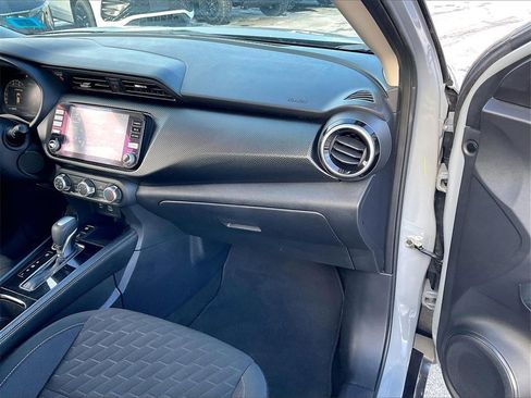 Used 2023 Nissan Kicks SV w/ Interior Electronics Package image 12