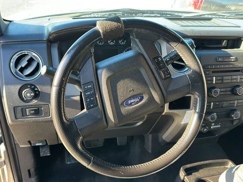 Used 2011 Ford F150 XLT w/ XLT Chrome Pkg image 15
