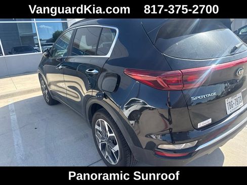 Used 2021 Kia Sportage EX w/ EX Technology Package AWD/4WD image 4