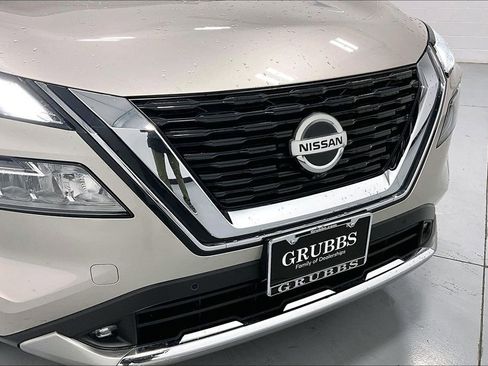 Used 2021 Nissan Rogue Platinum AWD/4WD image 35
