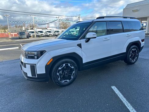 Certified 2025 Hyundai Santa Fe SEL image 2