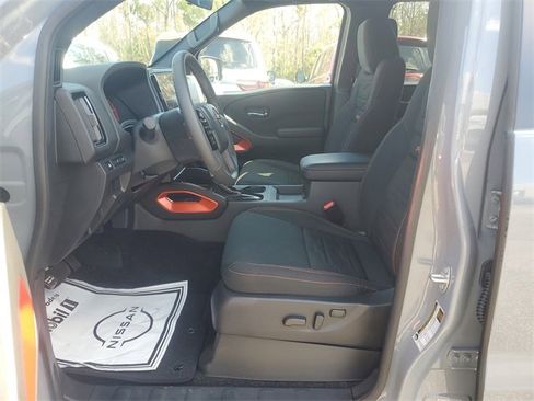 Certified 2025 Nissan Frontier PRO-4X w/ Interior Protection Package image 13
