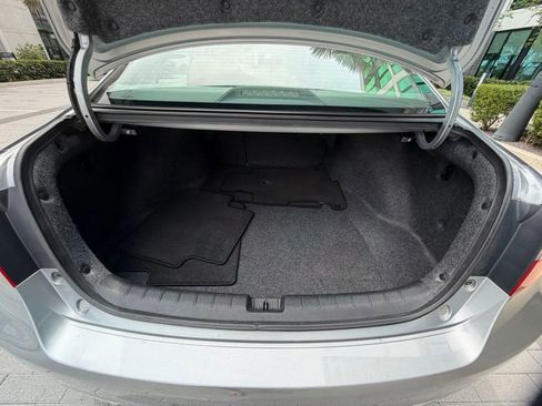 Used 2017 Honda Accord EX-L image 13