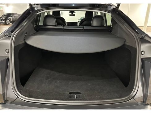 Used 2026 Tesla Model Y Long Range RWD image 16