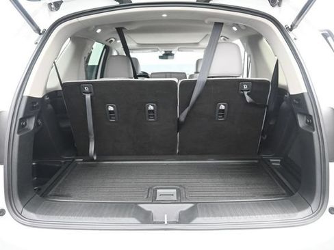Used 2025 Honda Pilot Touring image 15