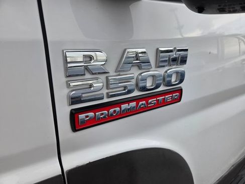 Used 2017 RAM ProMaster 2500 FWD image 5