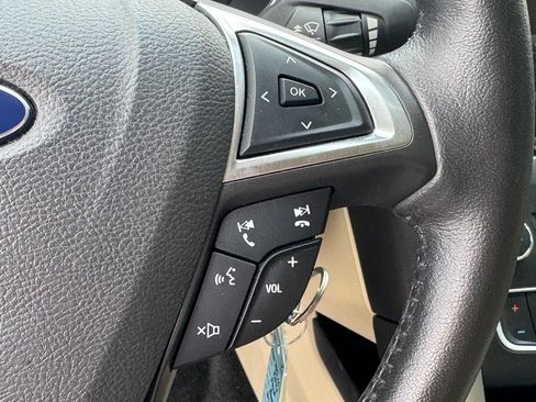 Used 2016 Ford Fusion SE w/ Equipment Group 202A FWD image 23