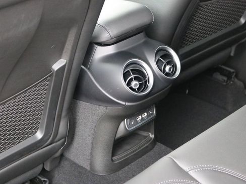 New 2025 Alfa Romeo Stelvio Sprint image 25