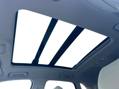 Used 2022 Audi Q3 2.0T Premium image 12