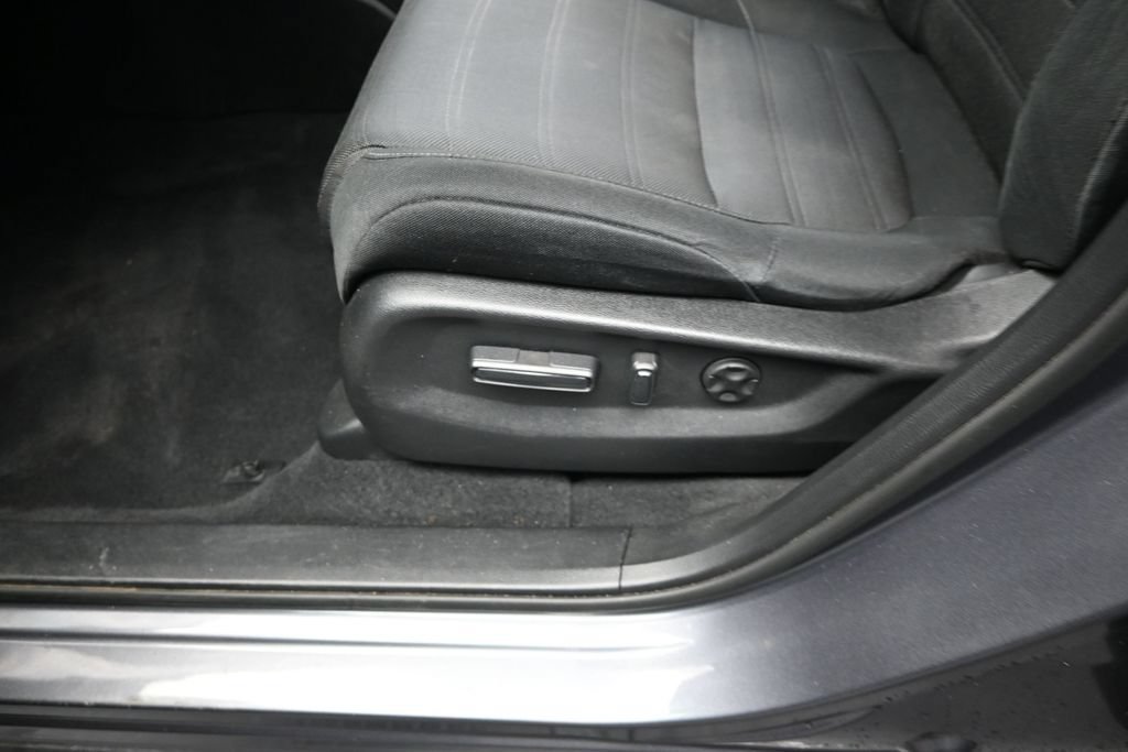 Used 2021 Honda CR-V EX image 13