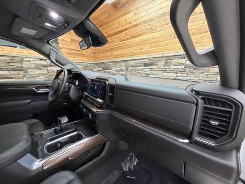 Used 2023 Chevrolet Silverado 1500 RST w/ RST All Star Premium Package AWD/4WD image 15