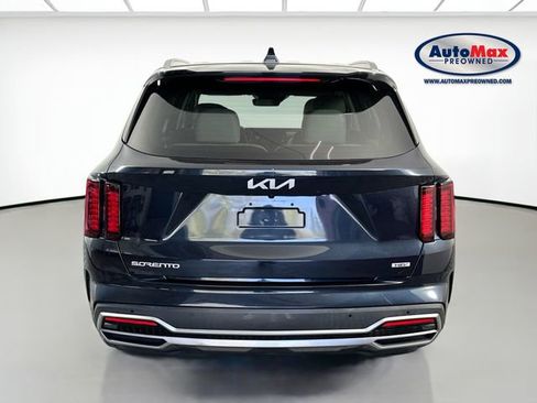 Used 2023 Kia Sorento EX AWD/4WD image 7