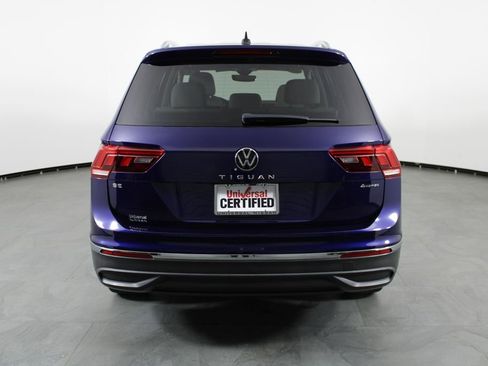 Used 2022 Volkswagen Tiguan SE w/ Panoramic Sunroof Package image 10