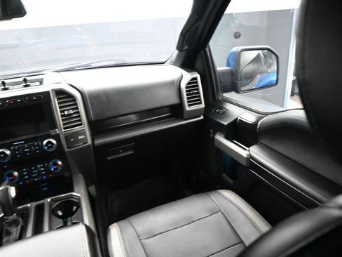 Used 2017 Ford F150 Raptor w/ Equipment Group 802A Luxury AWD/4WD image 14