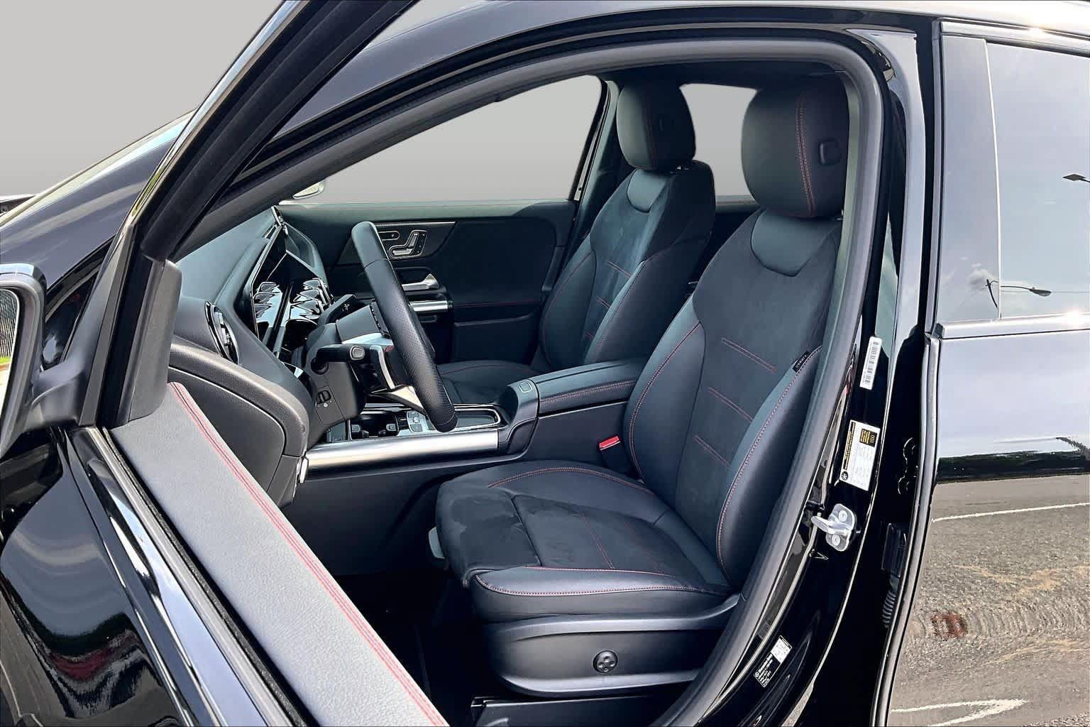 Certified 2026 Mercedes-Benz GLA 250 4MATIC image 8