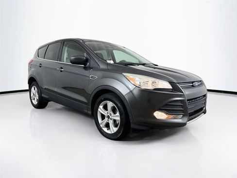 Used 2016 Ford Escape SE FWD image 14
